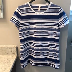 Banana Republic 100% Supima Cotton Size M